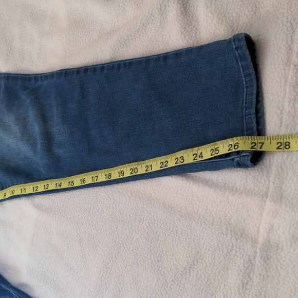 Democracy Ab Solution Stretch Skinny Jeans - Picture 11 of 15